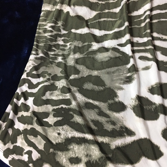 INC International Concepts Animal print top - Picture 4 of 6